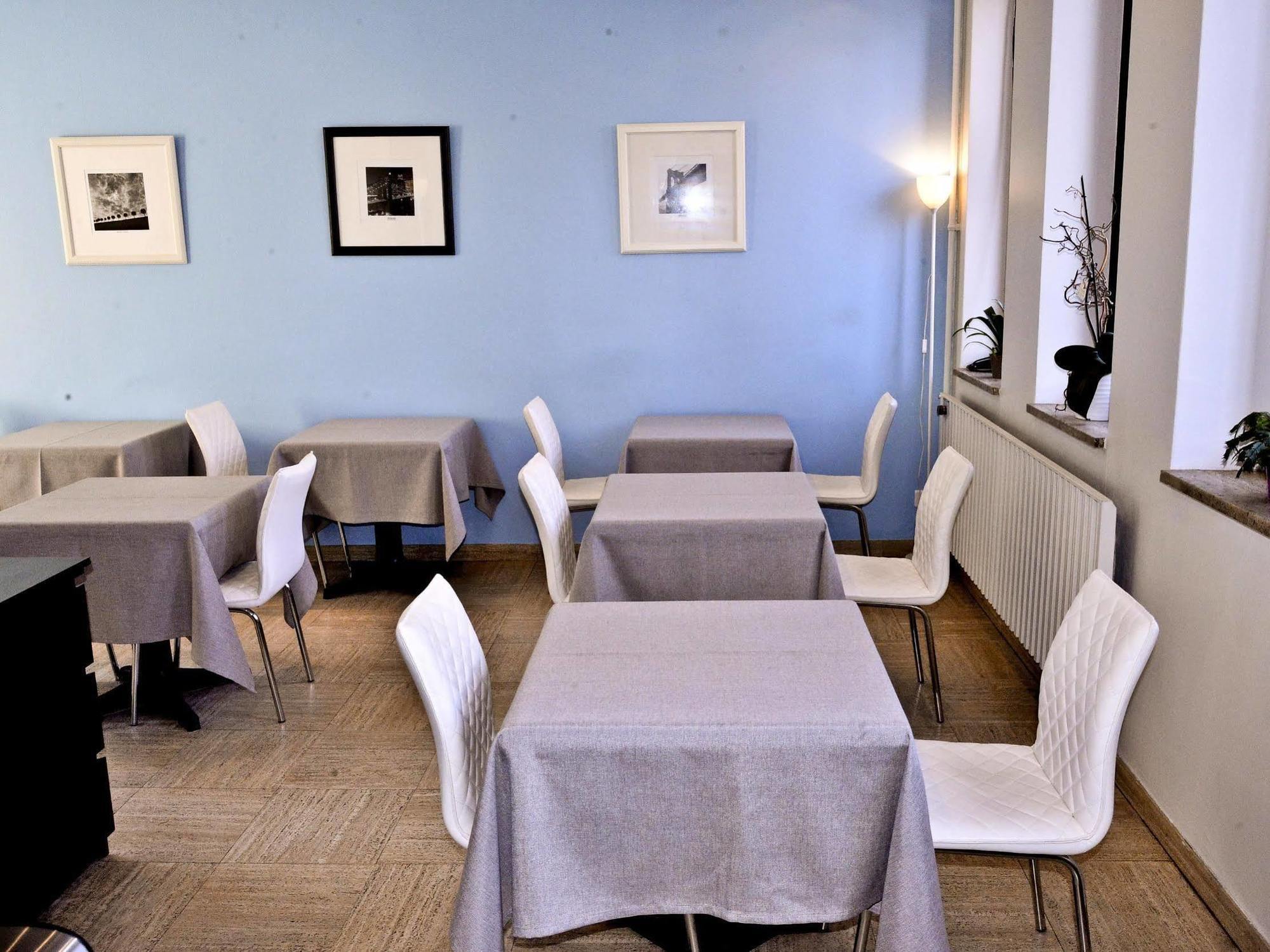 Le Comty Hotel